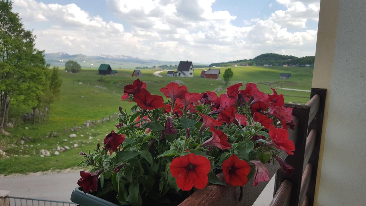 Guest House Tiha Noc Žabljak Buitenkant foto